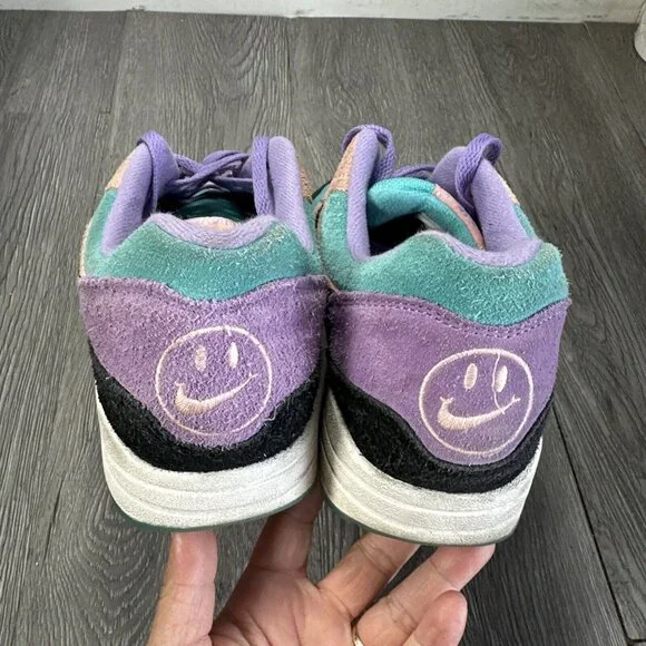 Size 11.5 - Nike Air Max 1 Have A Nike Day Preowned Great Condition